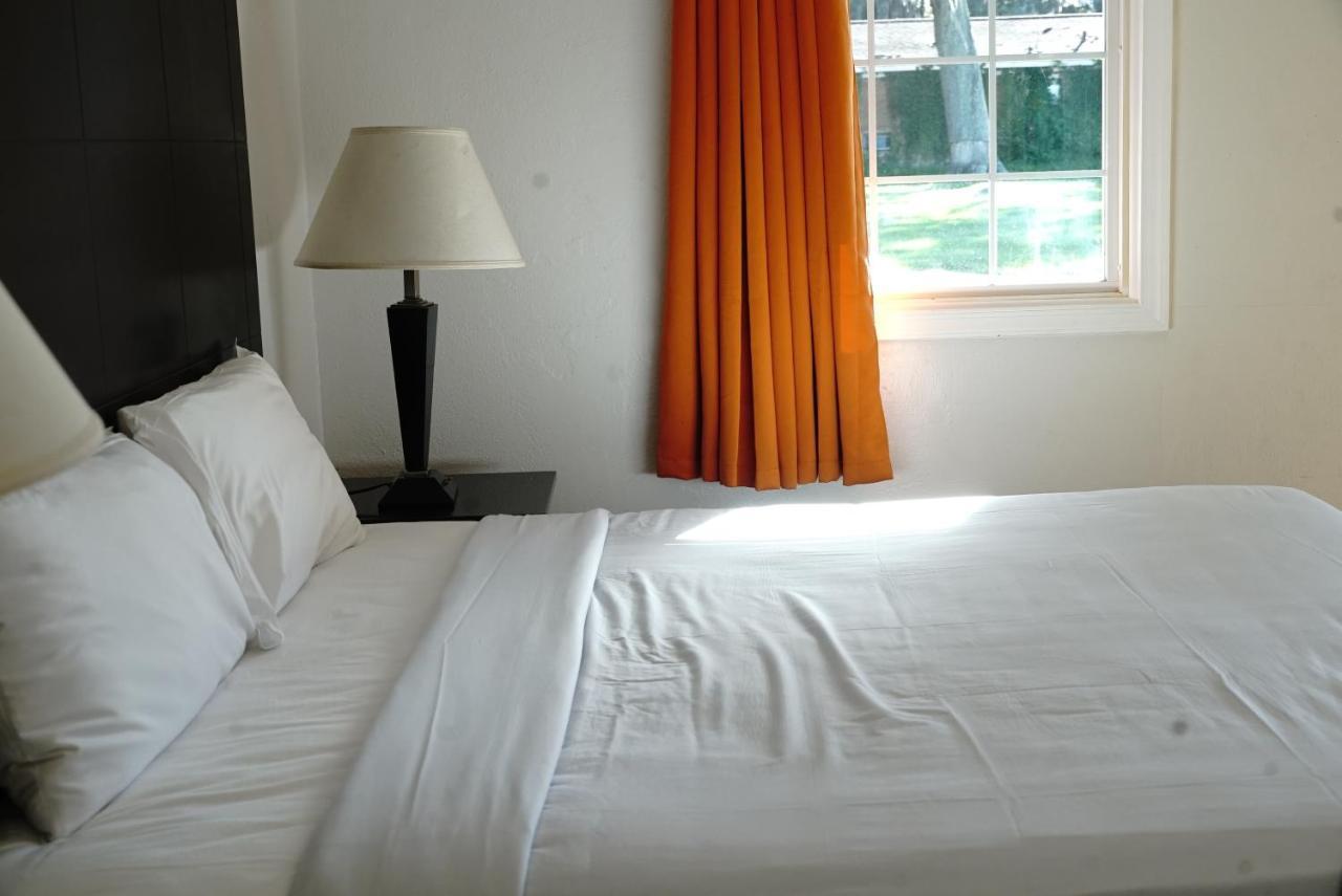 Inn On 17 Savannah Esterno foto